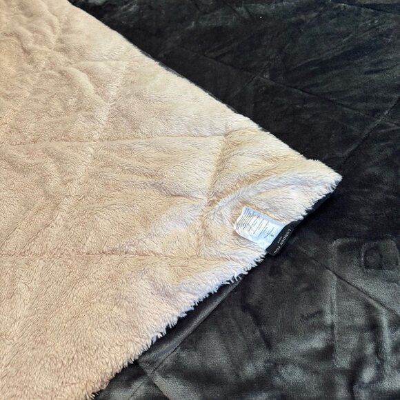 London fog king comforter diamond quilt pattern dark grey Cream Bedding Blanket - Picture 10 of 15